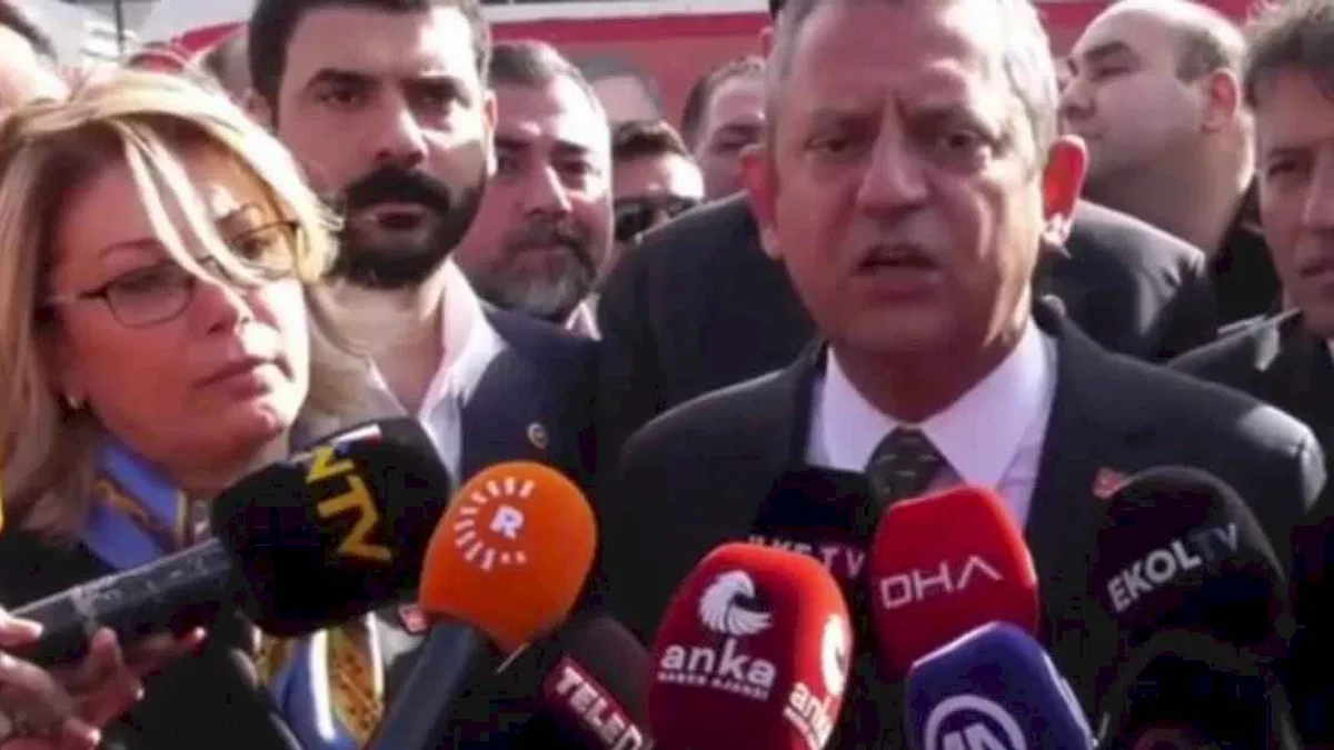 CHP lideri Özel Esenyurt'ta... Saat 16'daki buluşmanın yeri değişti