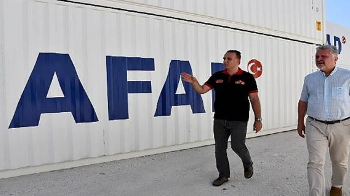 Lüleburgaz Belediyesi afetlere hazırlanıyor! "150 adet konteyner olası afette kullanıma hazır"