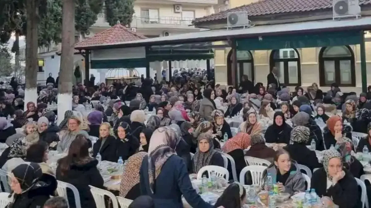 Bursa Osmangazi İskeçe’de kardeşlik iftarına katıldı