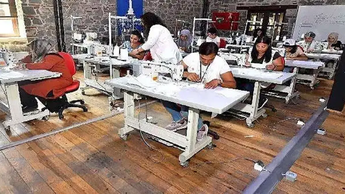 "Adettendir üretiyoruz" atölyesi başladı