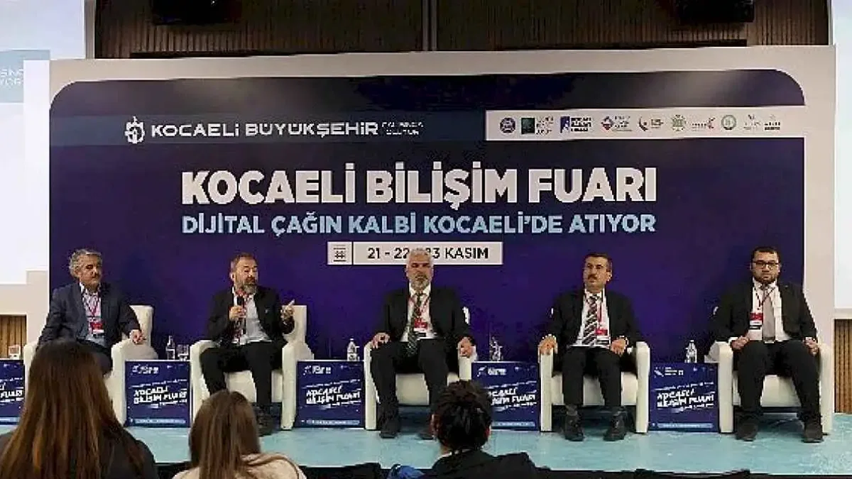 Bilişim Fuarı'nda "Yapay Zeka" ve "Girişimcilik" rüzgârı