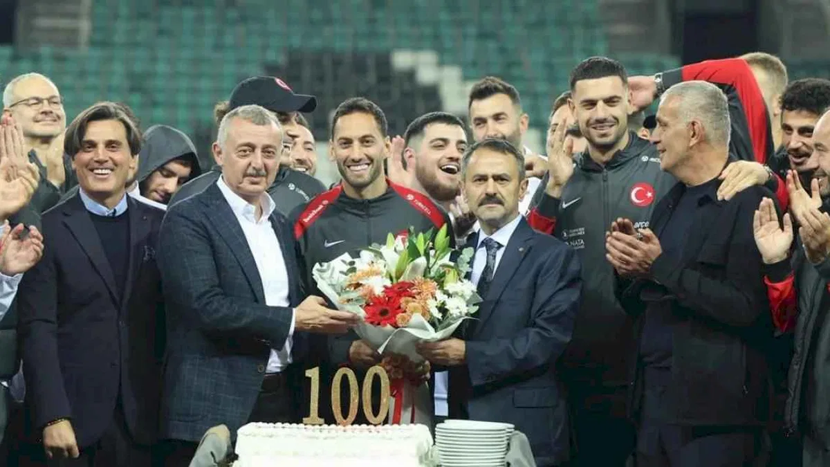 Tarihi maç öncesi Milli Takım'a moral verdiler