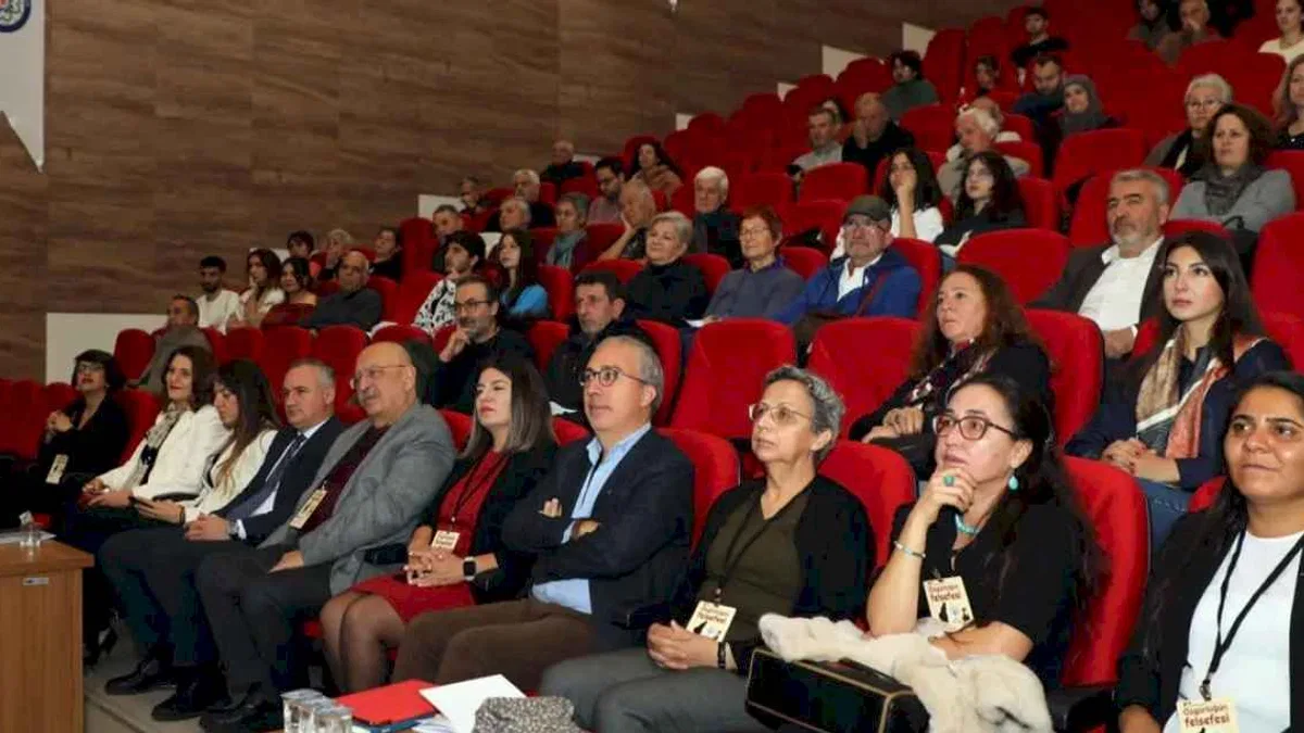 Muğla’da ‘Özgürlüğün Felsefesi’ konuşuldu