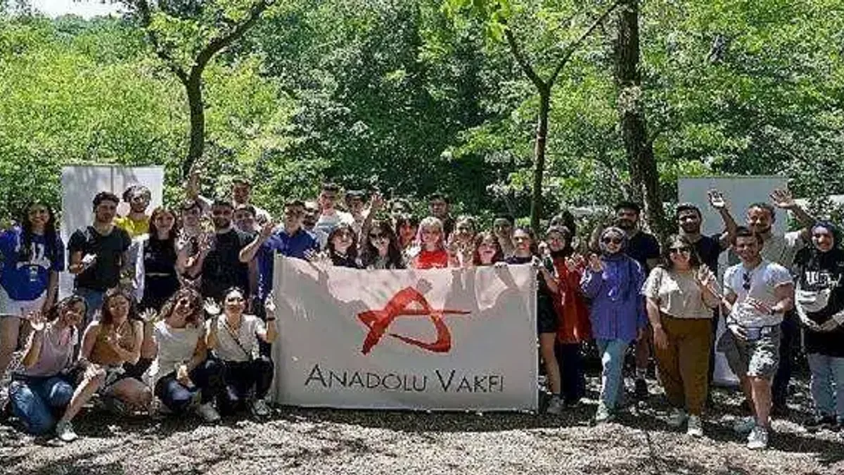 Anadolu Vakfı, Burs Programı ile gençlere destek vermeye devam ediyor