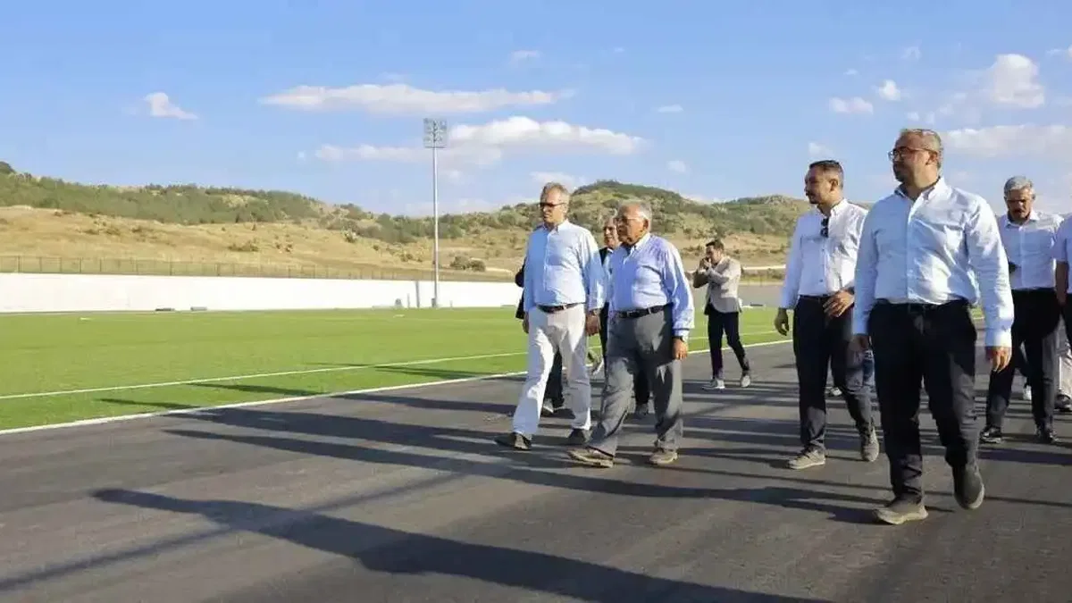 Erciyes'te 17.500 m² Uluslararası Atletizm Pisti Tamamlanıyor