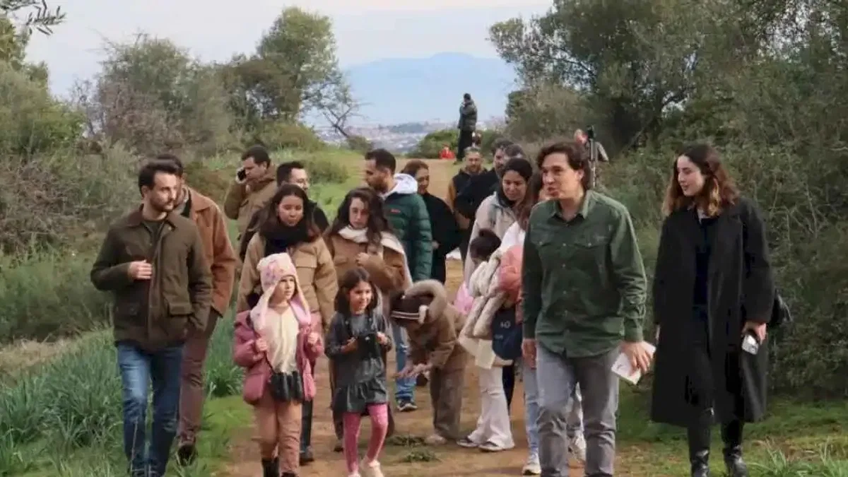 İzmirliler şehrin yeşil alanlarıyla kucaklaşıyor