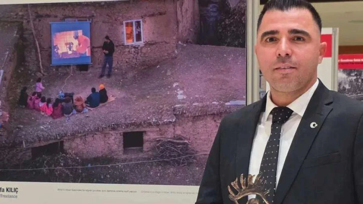 Mardinli foto muhabir Mustafa Kılıç'a yılın özel ödülü