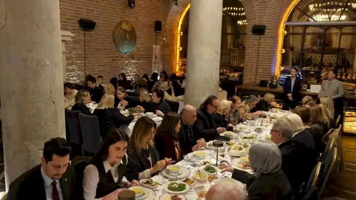 Türk Böbrek Vakfı yararına ünlü isimleri bir araya geldi