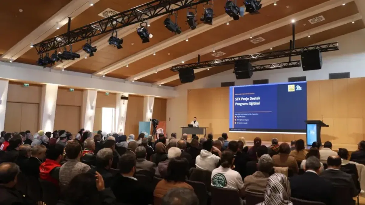 Konya Büyükşehir’den STK’lara proje ve hibe eğitimi