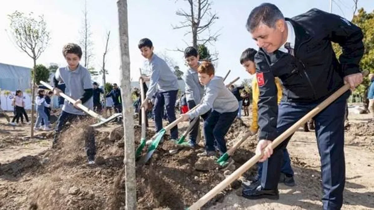 İzmir'de yeşil alan dönüşümünde umut filizlendi