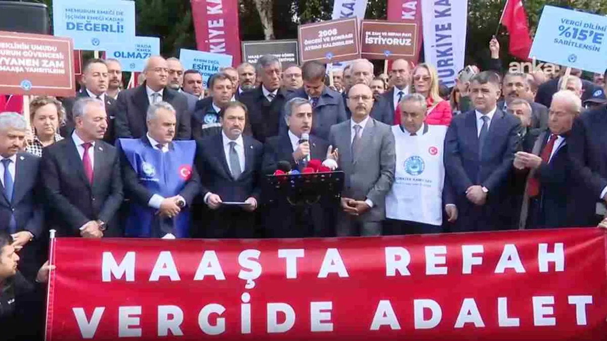 Sendikadan memur ve emeklilere 'ek zam' talebi