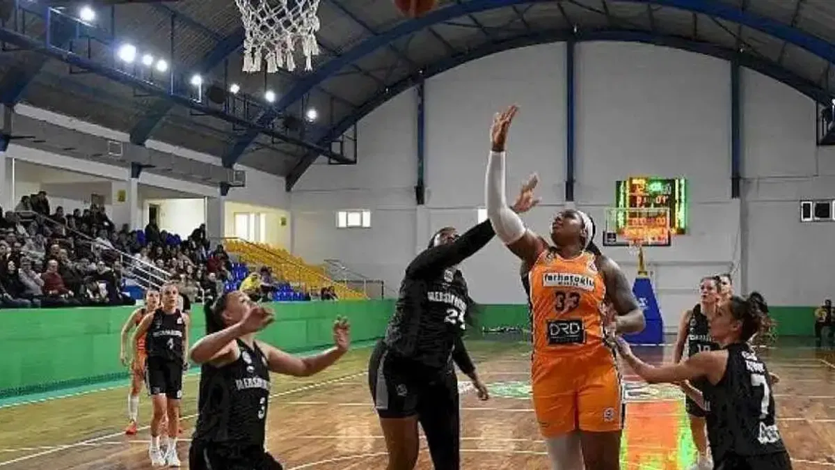 Gürespor, şampiyonluk yolunda namağlup ilerliyor
