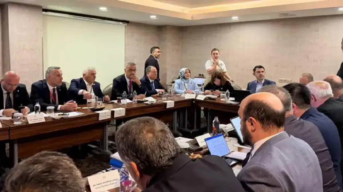 Sakarya'nın yatırımları masaya yatırıldı