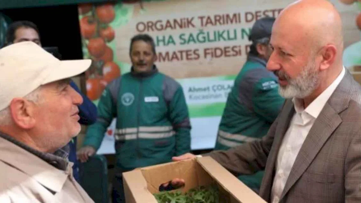 Başkan Çolakbayrakdar’dan Organik domates fidesi dağıtım etkinliğine davet