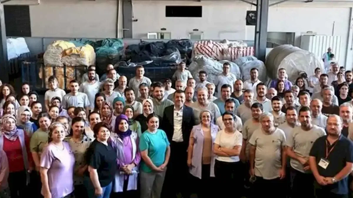 Denizli'de Başkan Çavuşoğlu’ndan tekstil emekçilerine ziyaret