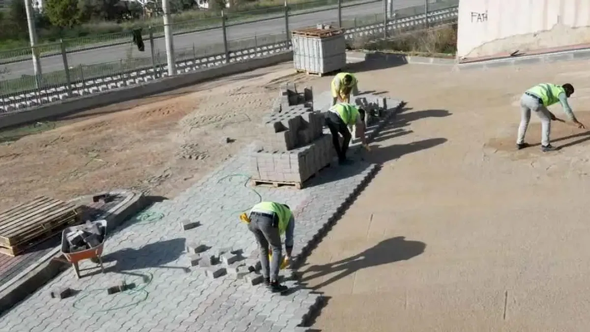 Kocaeli Gebze'de üstyapı çalışmaları hız kesmiyor
