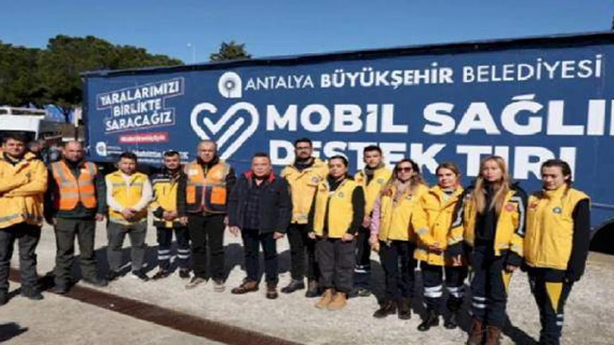 Mobil Sağlık Destek Tırı Hatay'da