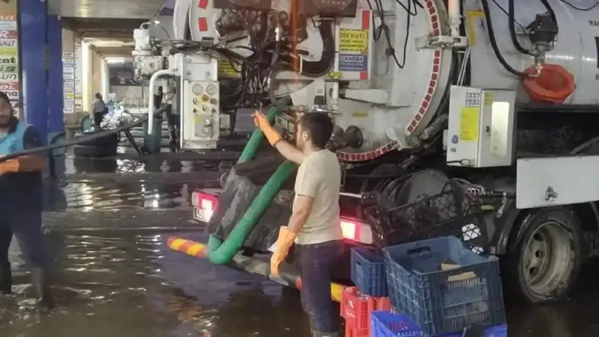 Manisa Salihli'de yaralar sarılıyor