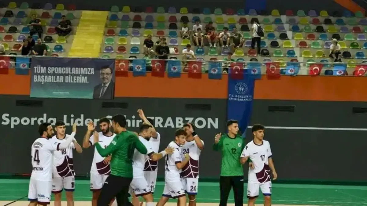 Trabzon Büyükşehir Hentbol Takımı, Ankara’yı ağırladı