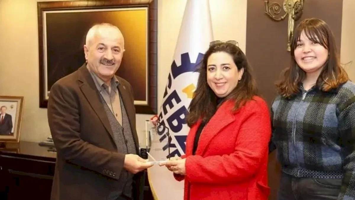 Gebze'de sağlık ocağı çalışanlarından Başkan Büyükgöz’e ziyaret