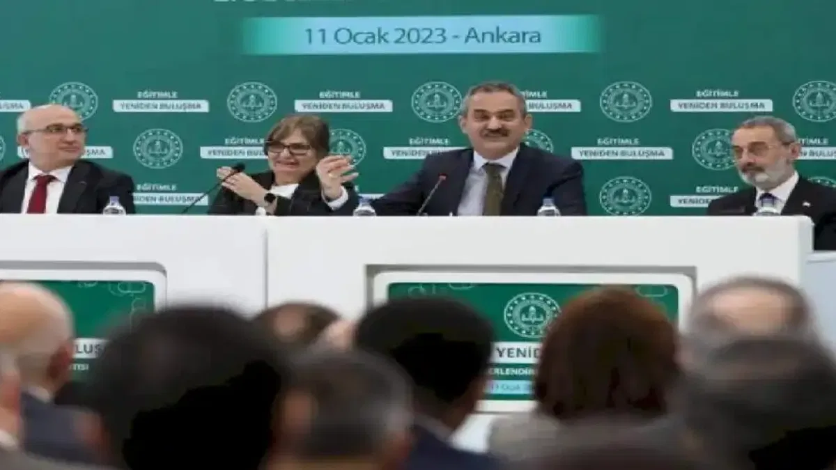 Ortaöğretimde okullaşma oranı %96