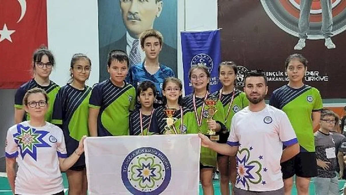 Basın Bülteni Büyükşehir Masa Tenisi Sporcularından Büyük Başarı