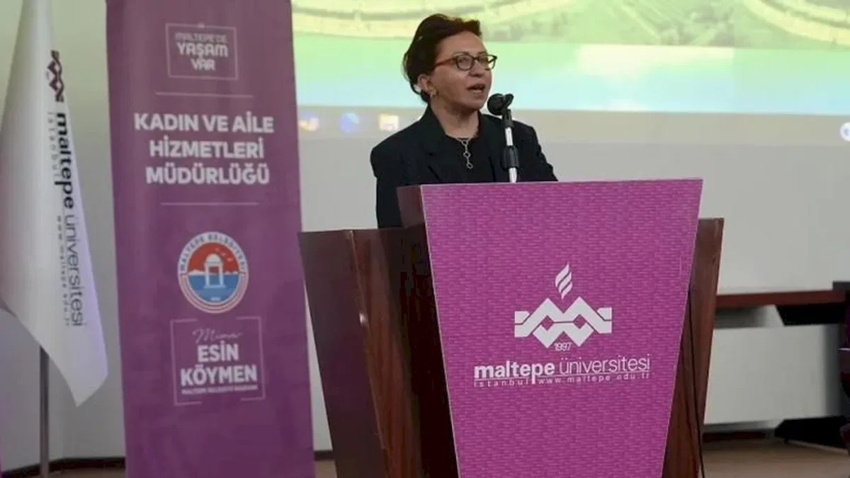 İstanbul Maltepe’de kadınlara moda eğitimi
