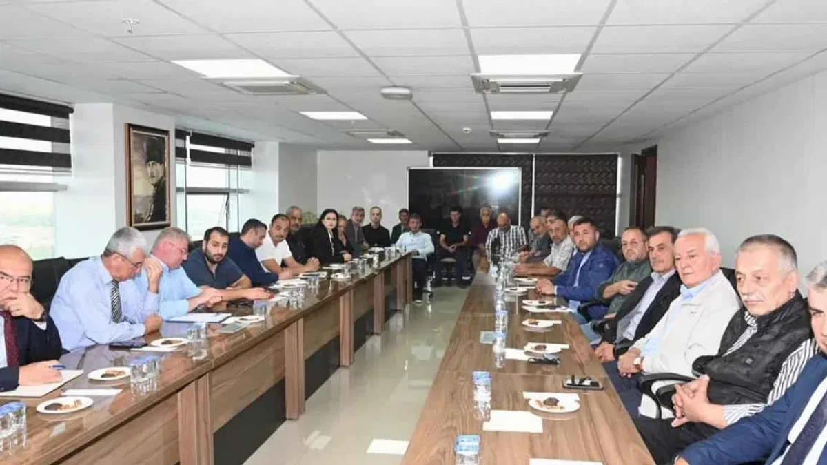 MASKİ Şehzadelerli muhtarların taleplerini dinledi