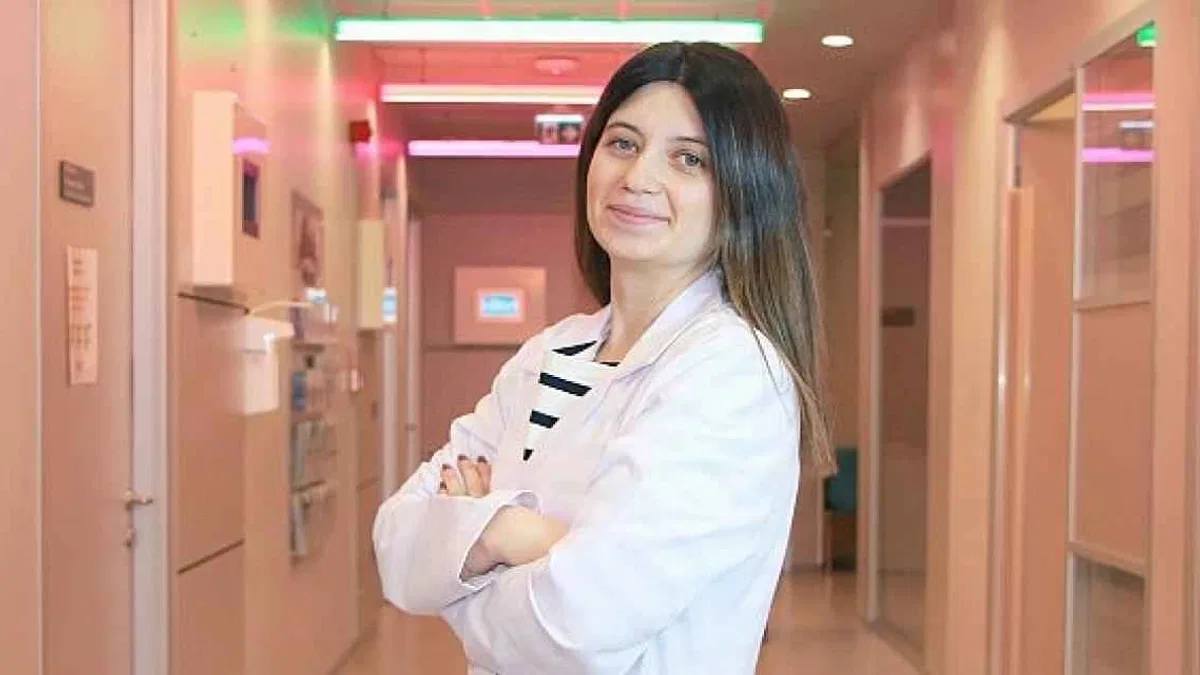 Üzüntüsünü göstermiyor ve sürekli iyi olduğunu söylüyorsa dikkat! Özellikle gençler maskeli depresyona karşı iyi gözlemlenmeli!