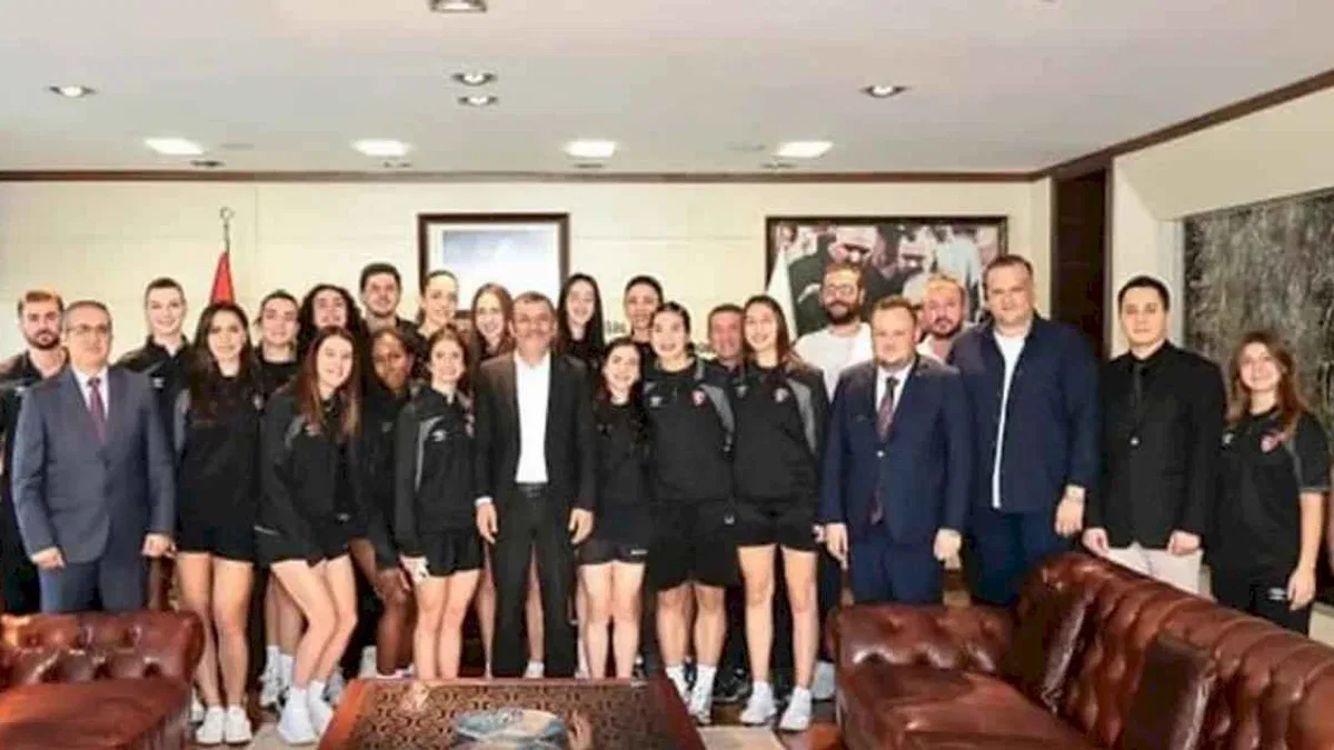 Denizli Büyükşehir’in sultanları yeni sezona hazır