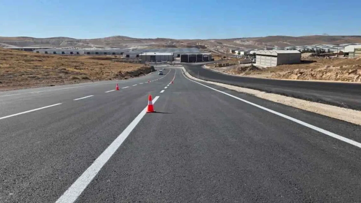Sanayi yolları asfaltlandı