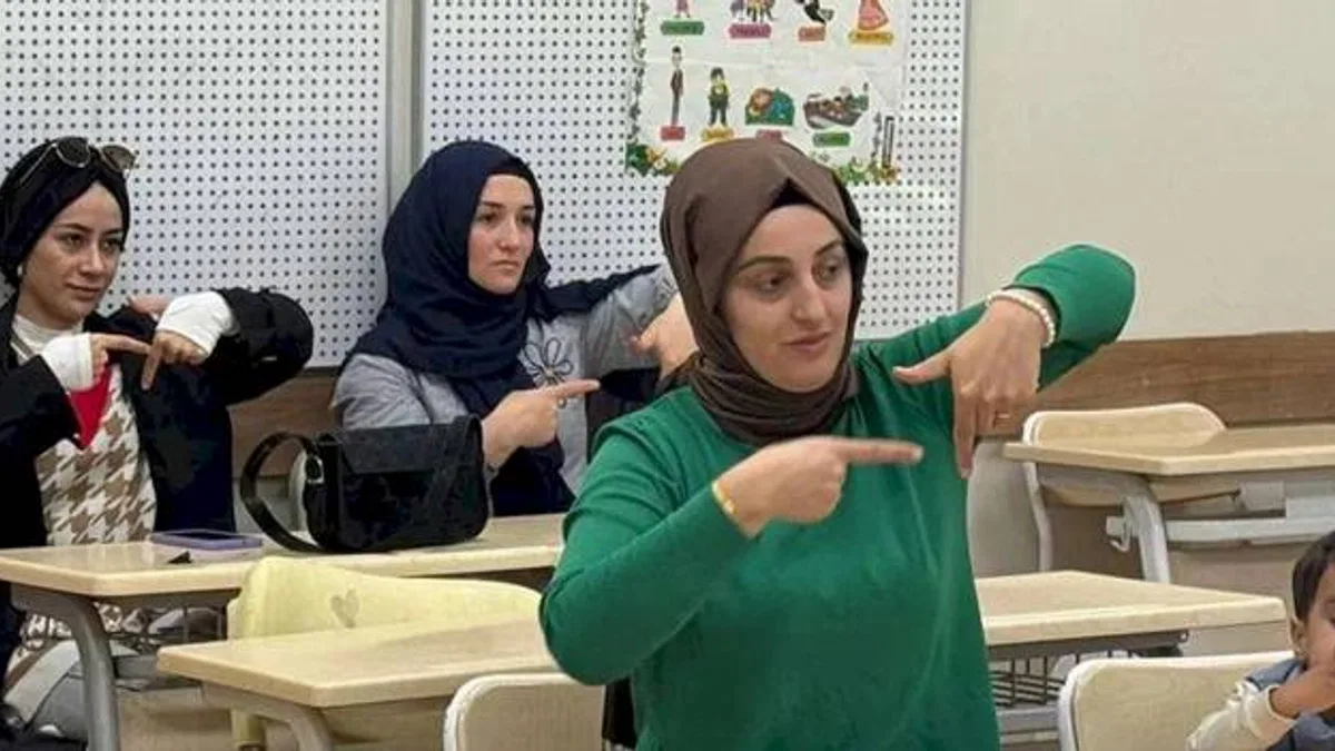 Sakarya'da Türk İşaret Dili kursu tamamlandı