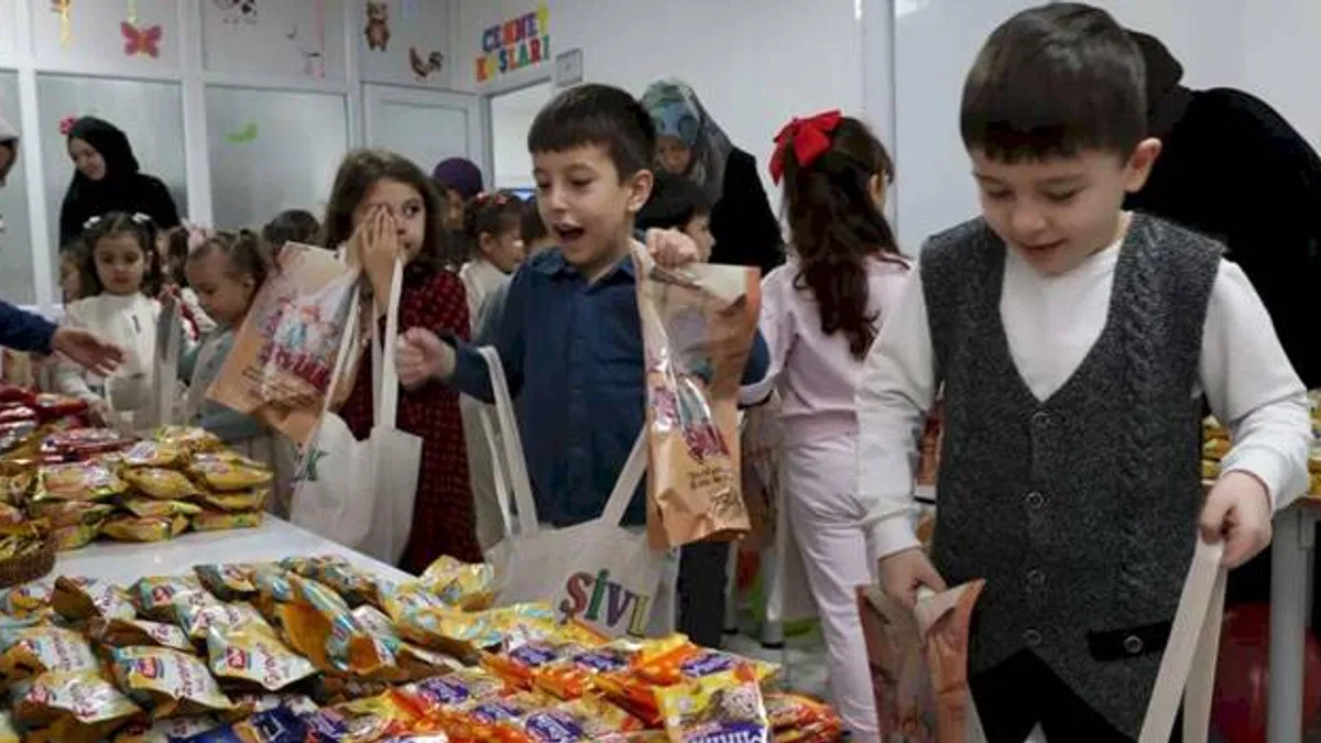 Konya'nın 31 ilçesinde 220 bin çocuk Şivlilik mutluluğu yaşadı