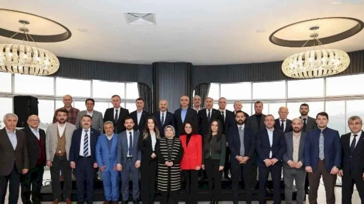 Başkan Büyükgöz meclis üyelerine teşekkür etti