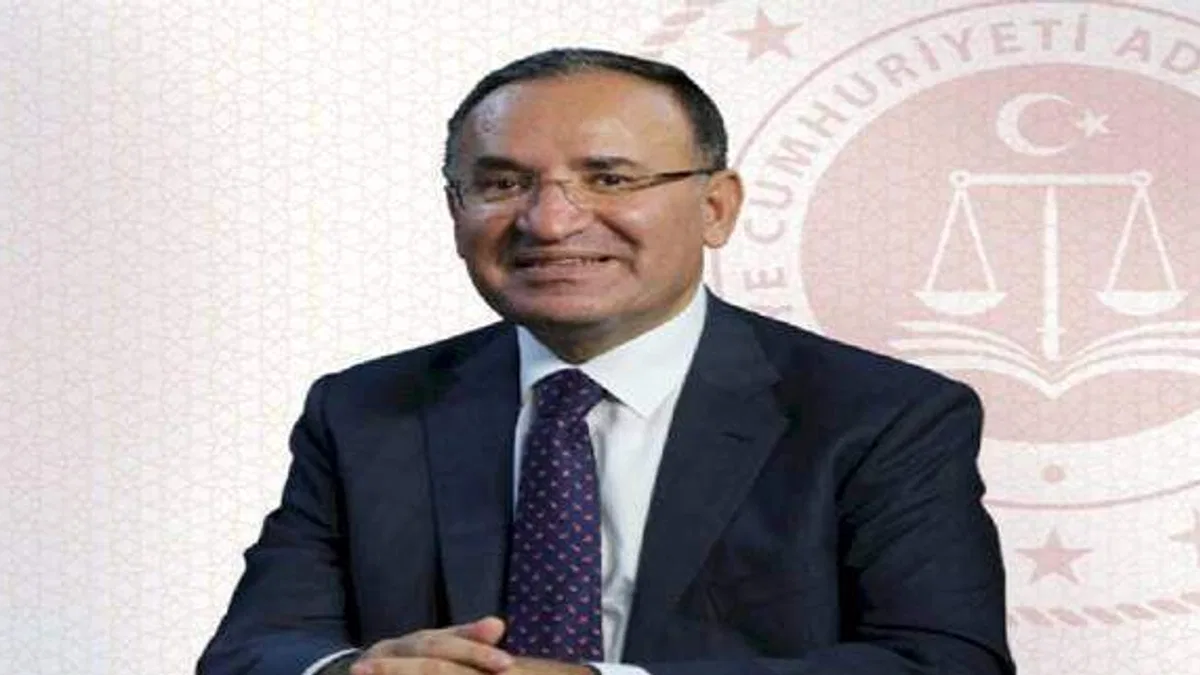 Bakan Bozdağ: Hiç kimse yargıyı tehdit edemez