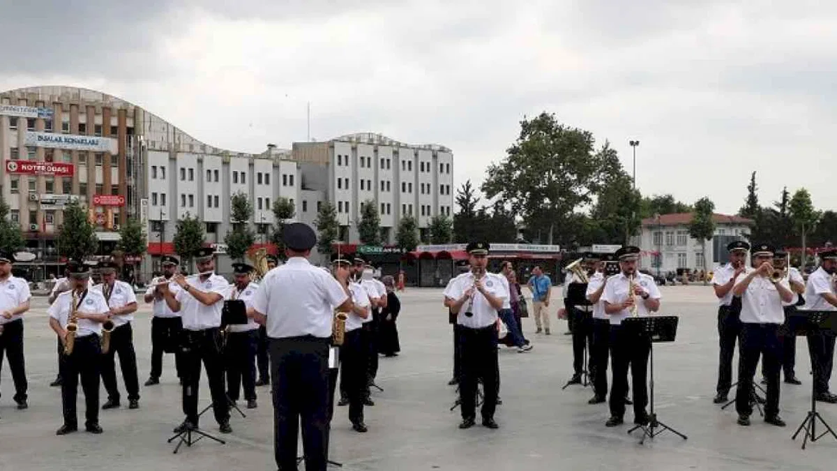 Sakarya'da Kent Orkestrası konserleri başladı