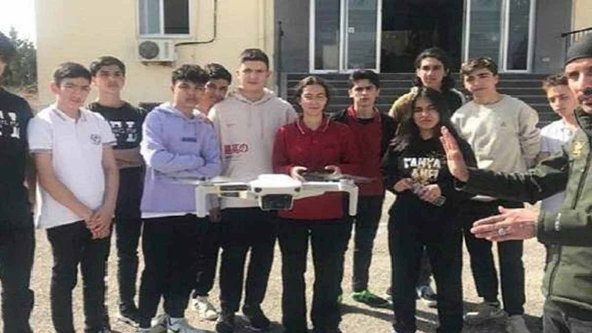 Yenişehir Belediyesinden lise öğrencilerine drone eğitimi