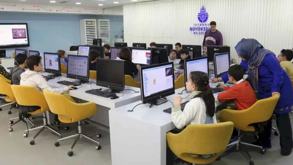İBB Teknoloji Atölyelerinde Yeni Eğitim Dönemi Heyecanı