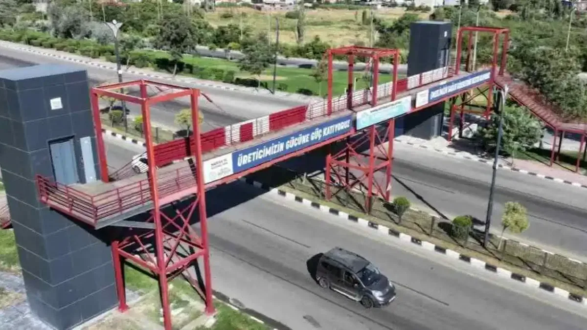Manisa’da üst geçide asansör kolaylığı