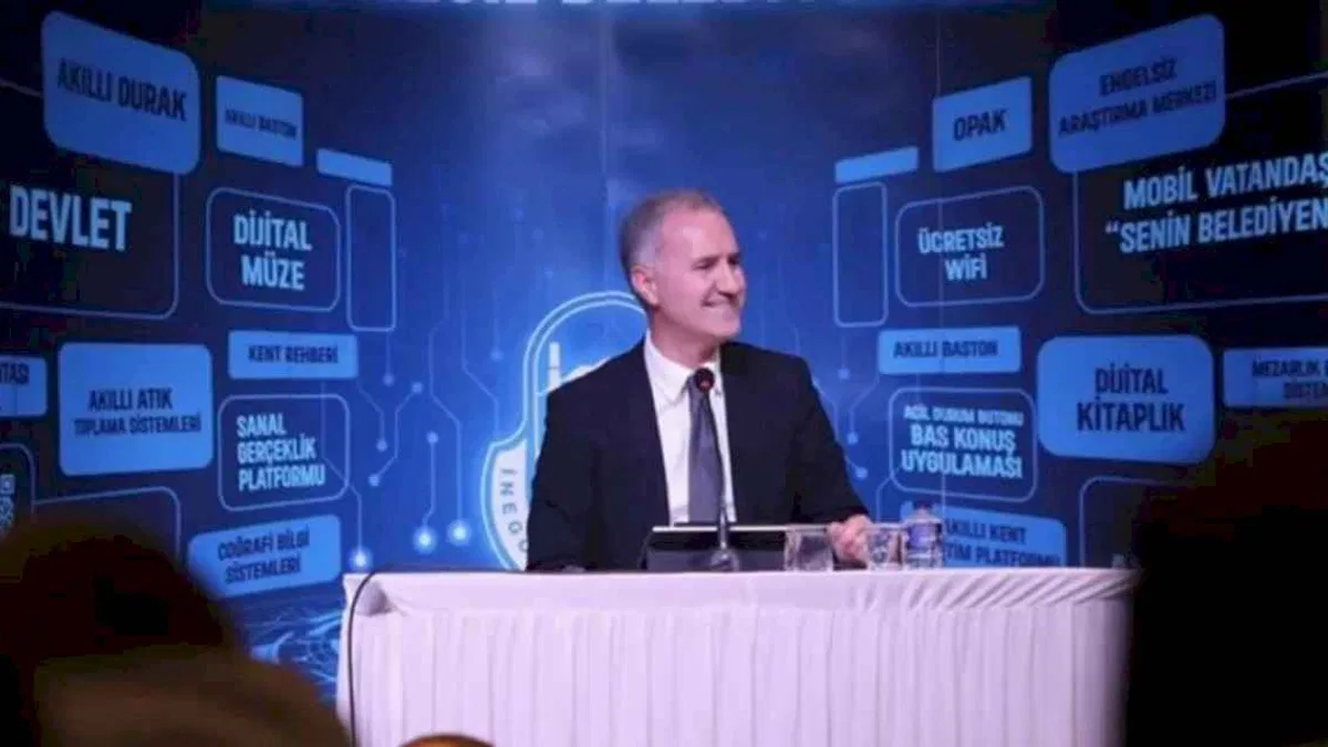 Bursa İnegöl'de Başkan Taban genç fikirleri önemsiyor