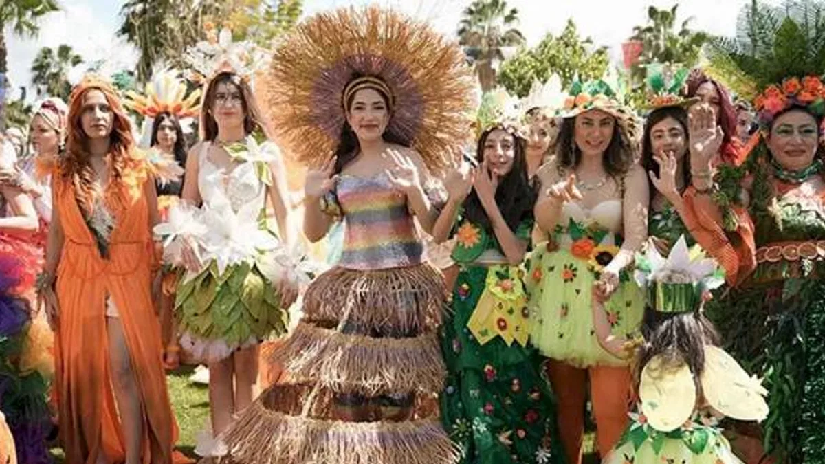 Yüz binlerce insan Türkiye’nin tek karnavalı için Adana'da buluştu