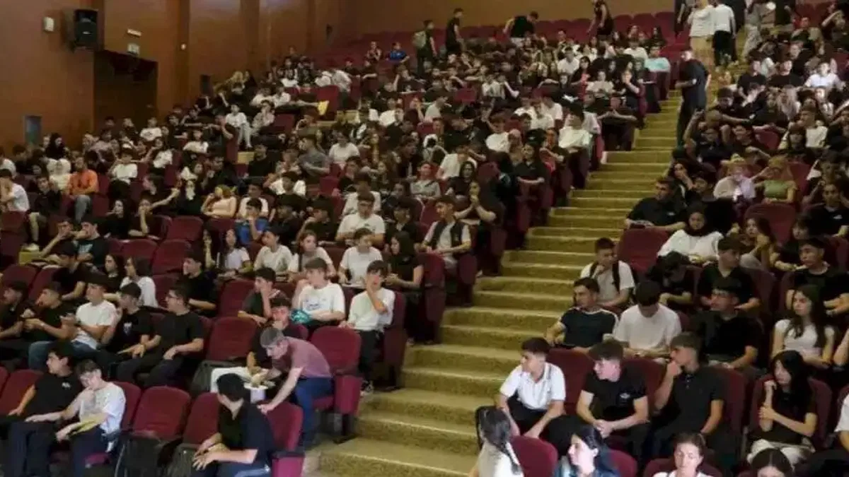 Bursa’da gençler 'Biyolojik Çeşitliliği Koruma' panelinde buluştu
