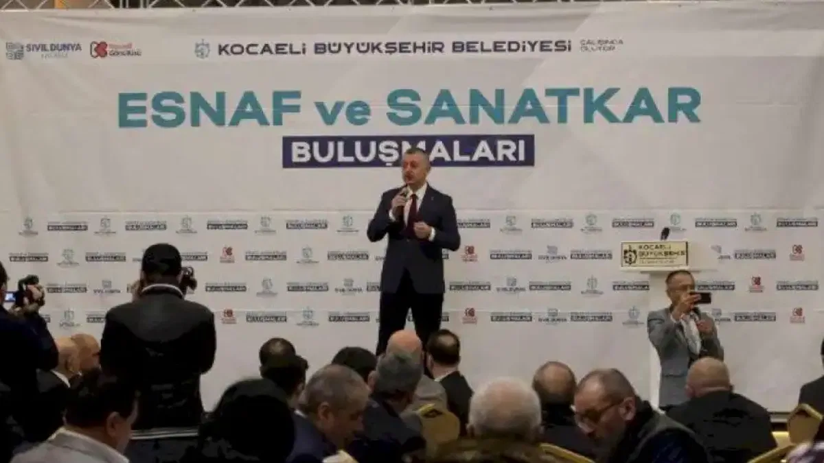 Başkan Büyükakın esnaf buluşmasında açıkladı... Körfez’in altyapısı büyük ölçüde tamamlandı