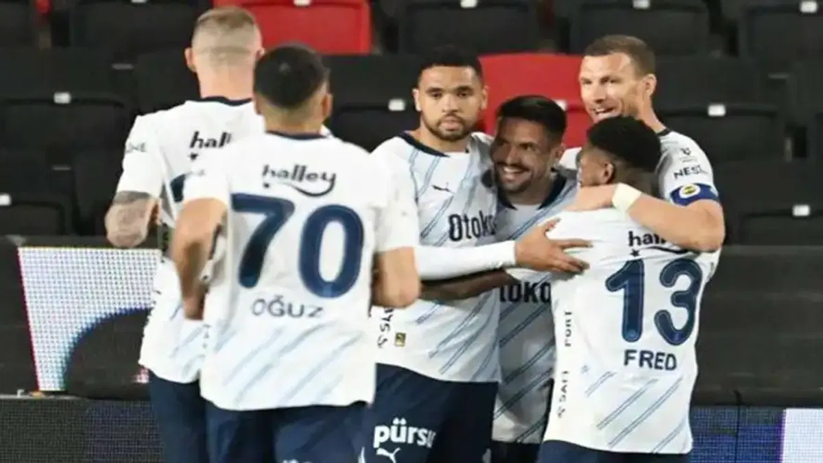 Gaziantep FK 1-3 Fenerbahçe (Maç Sonucu) Fener G. Antep'te hata yapmadı!