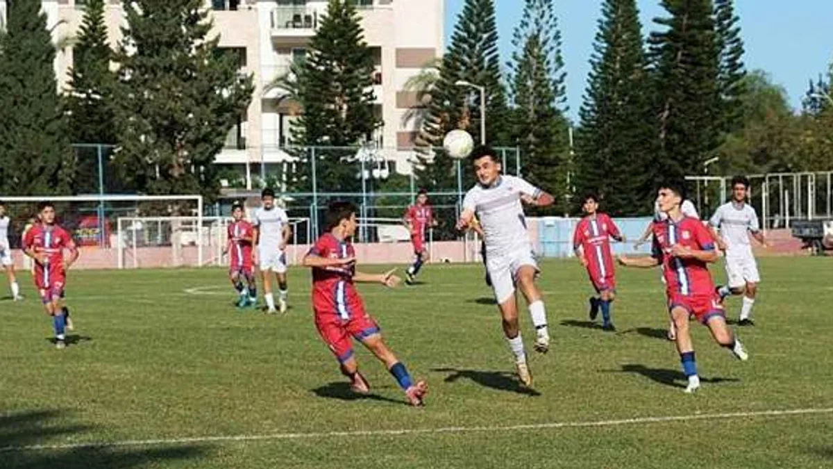 Kemer Belediye Merkez Spor evinde galip