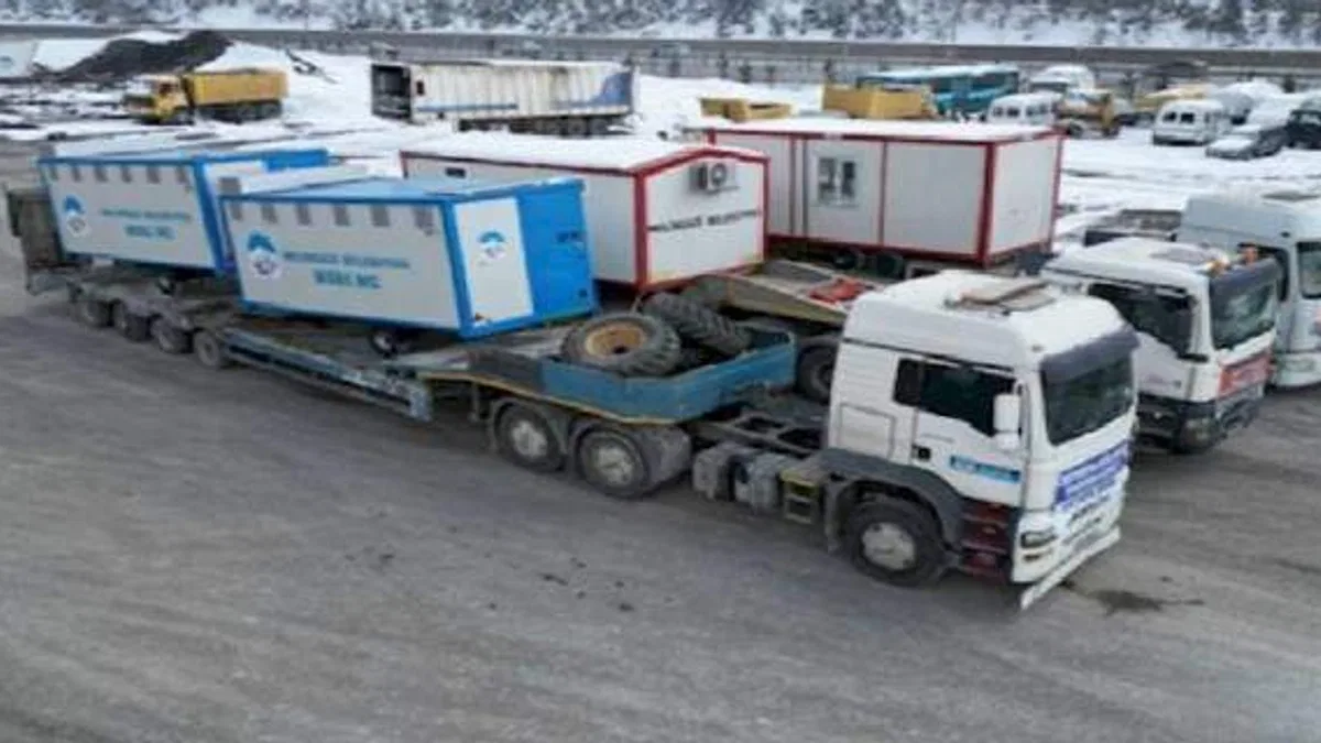 Kayseri Melikgazi'den deprem bölgesine konteynır