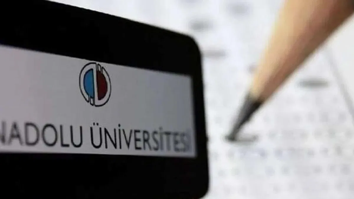 Anadolu Üniversitesi AÖF'nin yeni Yaz Okulu Yönetmeliği yayımlandı