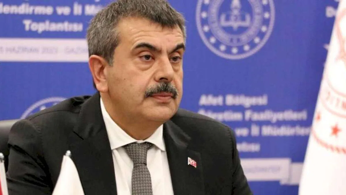 Yeni müfredattan ilk detaylar! Bakan Tekin'den açıklama! Ders süreleri kısalacak mı?