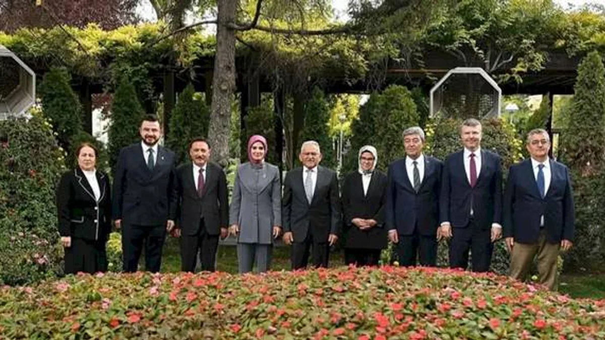 Memduh Büyükkılıç'a Bakan Göktaş'tan övgü