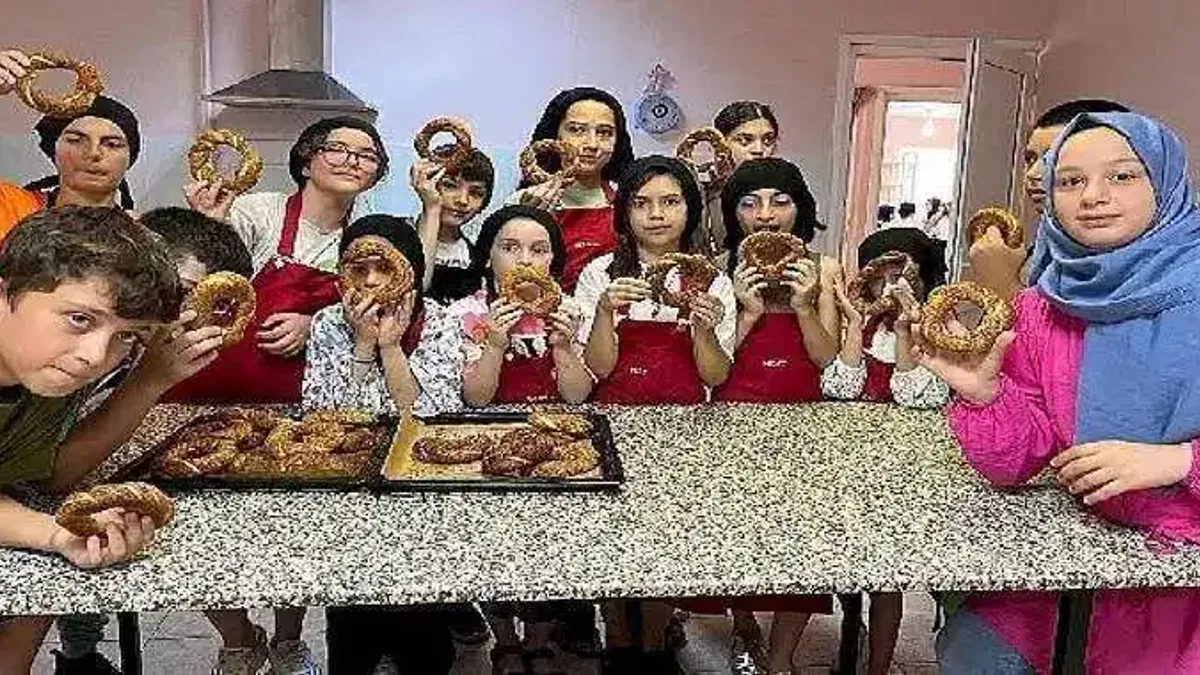 Gölmekli çocuklar hem öğrenip hem üretiyor